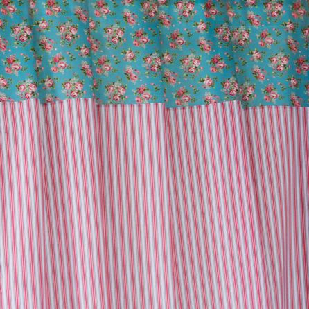 Εικόνα της ΚΟΥΡΤΙΝΑ ΜΕ ΤΡΕΣΑ ΑΕΡΟΠΗ - ΚΟΚΚΙΝΟ