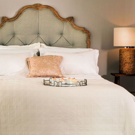 Εικόνα της ΚΑΛΥΜΜΑΤΑ ΚΡΕΒΑΤΙΟΥ ΚΟΥΒΕΡΛΙ PLEATED - ΕΚΡΟΥ