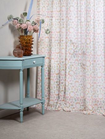 Εικόνα της ΚΟΥΡΤΙΝΑ ΜΕ ΤΡΕΣΑ VOREA - ΕΜΠΡΙΜΕ